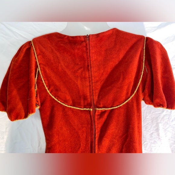 Adorable Juliet Costume dress - Picture 7 of 9